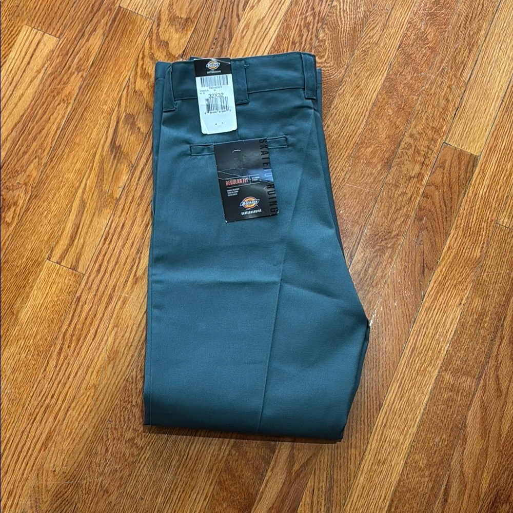 Dickies Skateboarding Pants Regular Fit Lincoln Green - Picture 2 of 4